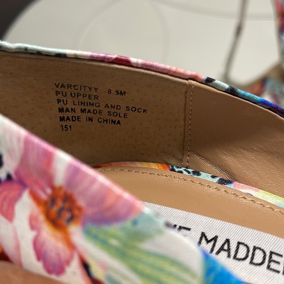 Steve Madden Floral Stilettos - Picture 7 of 7